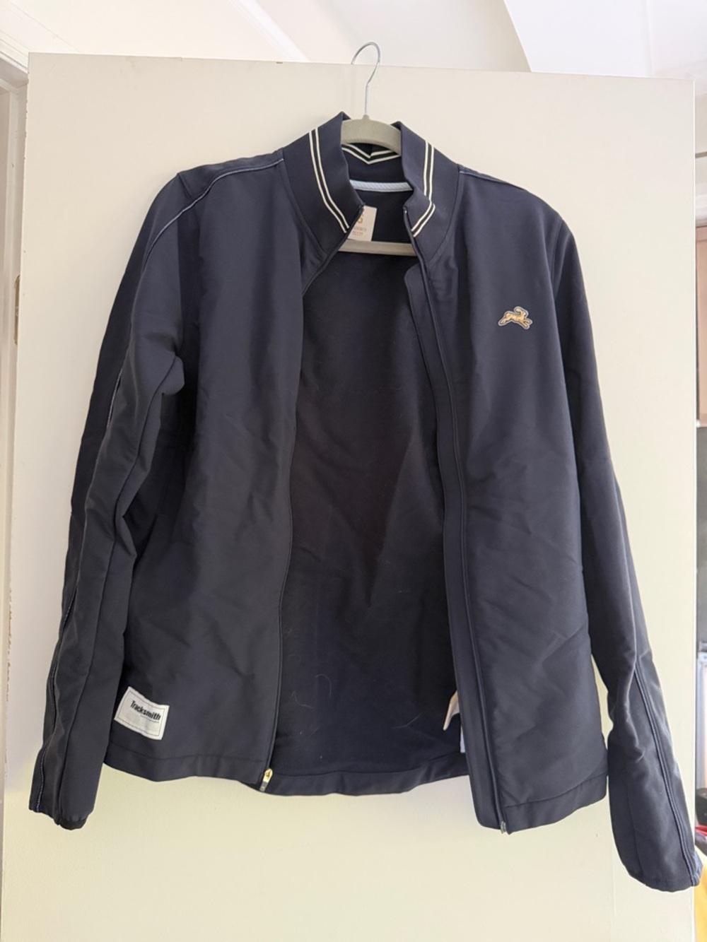 Tracksmith Navy Jacket in Size Small